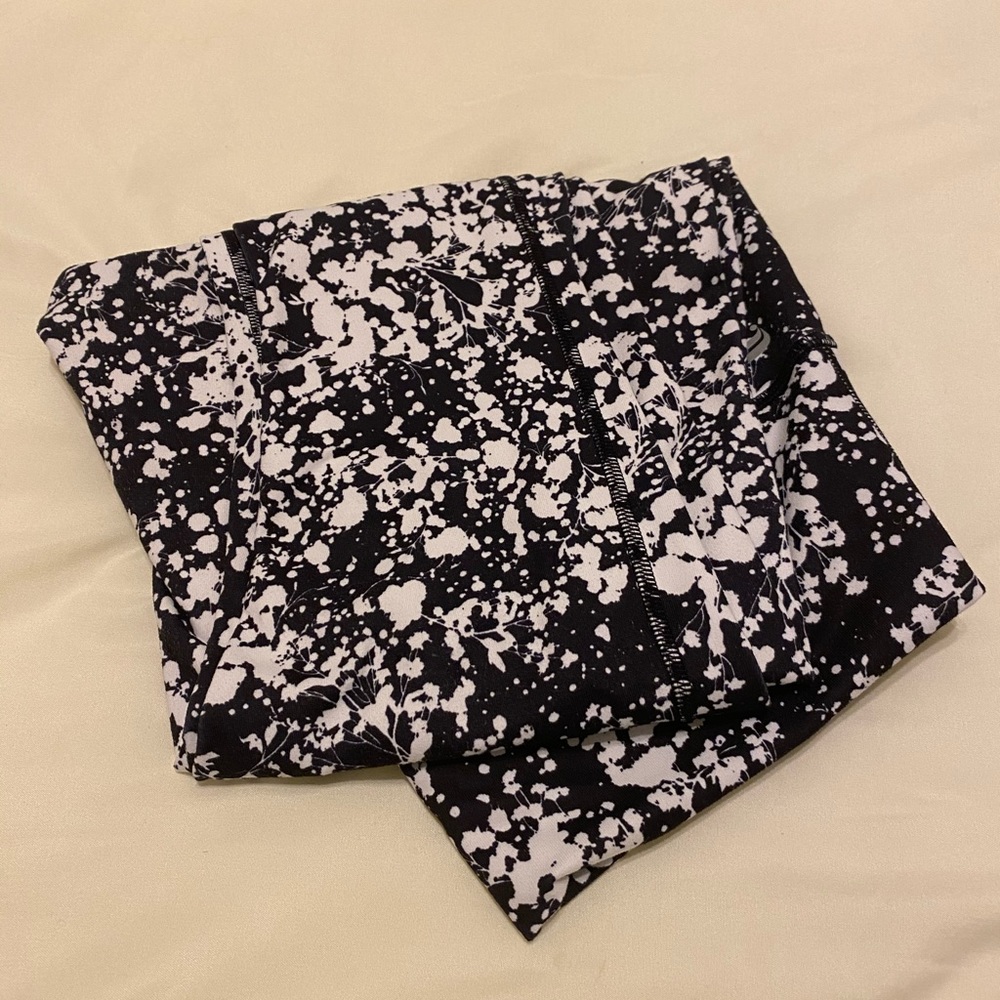 Powerhold Fabletics Leggings - image 2